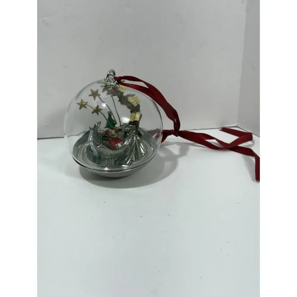 Lenox Macy's Thanksgiving Day Parade‎ 75th Anniversary Ornament Santa Reindeer